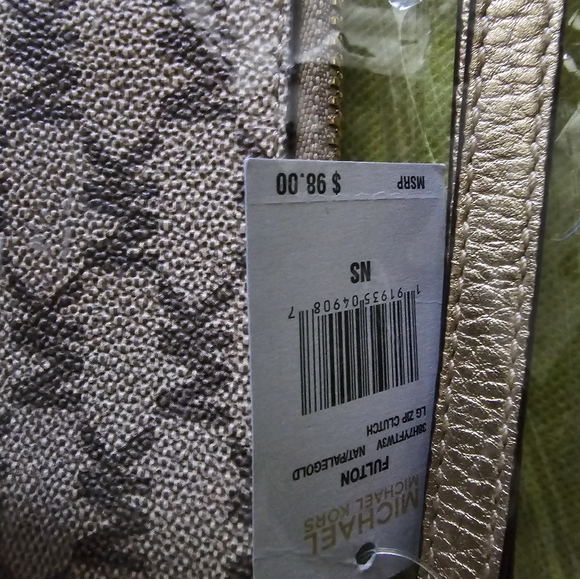 Mk wristlet - Picture 2 of 6